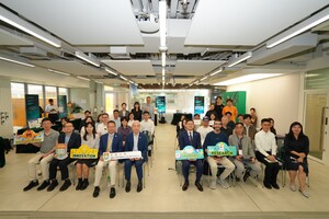 HK(SAR) ISD visits HKU