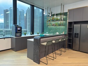 Bridging Innovation and Education: The Impact of the EMUS Lab