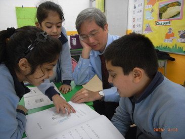 非華語學生以「參與式學習」(engaged learning)探討中文